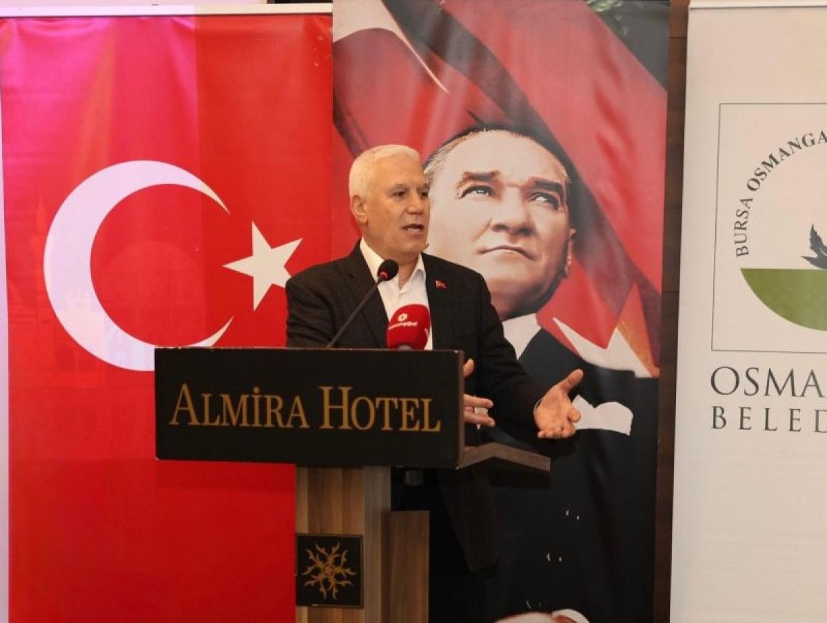 Туркийн Бурса хотын захирагчийг авлигын хэргэ